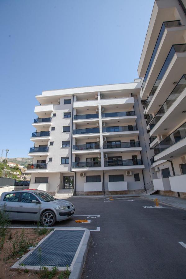 Apartman Exclusive Trebinje Centar エクステリア 写真